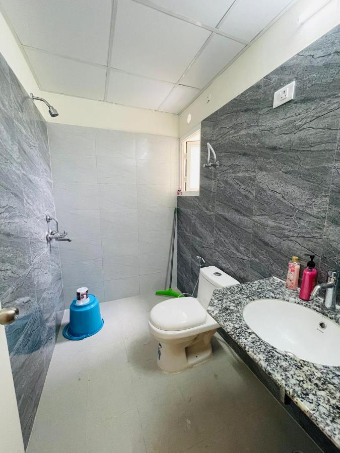 Alankrita Homes Lucknow Buitenkant foto