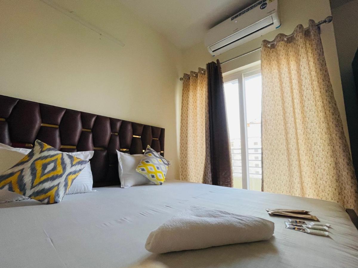 Alankrita Homes Lucknow Buitenkant foto
